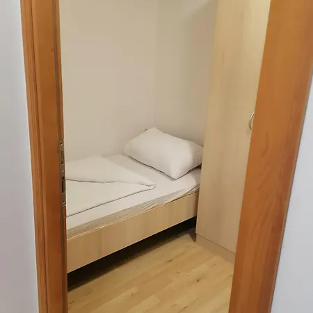 Apartment Hideaway
