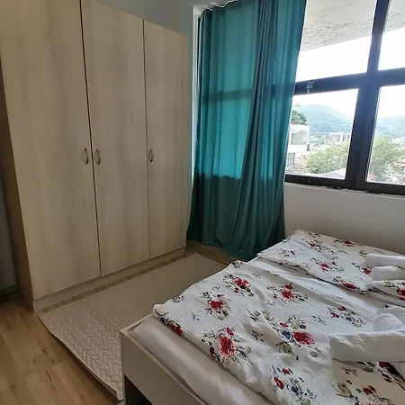 Apartment Hideaway *