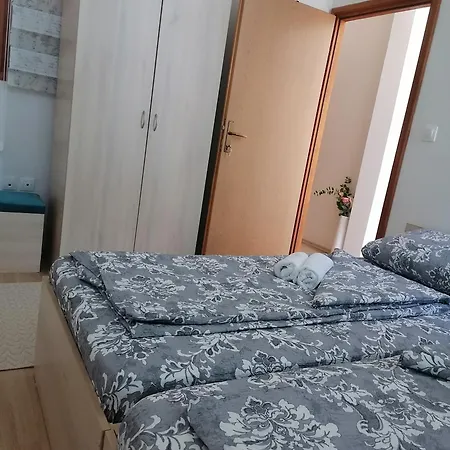 Apartment Hideaway
