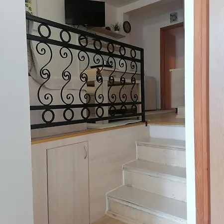 Apartment Hideaway